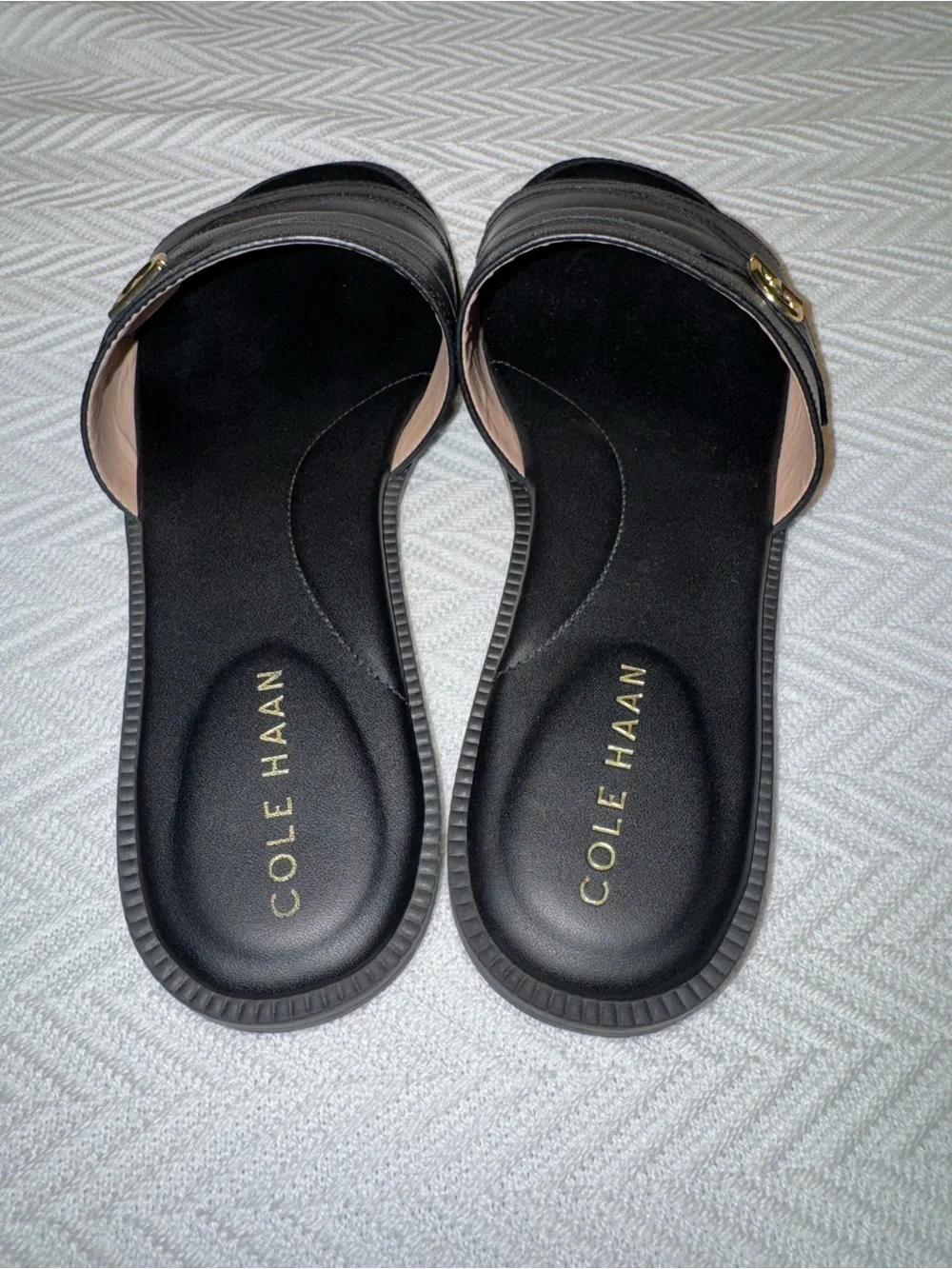 Cole Haan womans slip